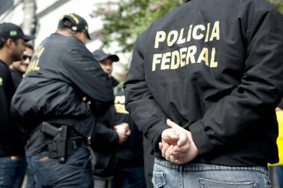 PF cumpre mandados de busca e apreensão no município 
