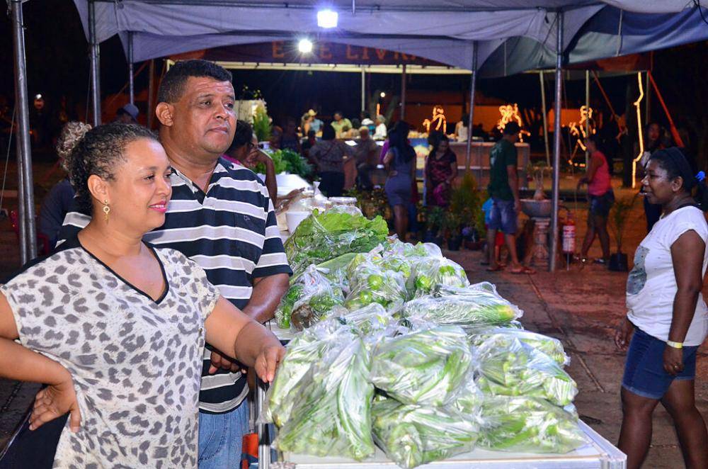 Governo garante R$ 300 mil de emenda de Paulo Araújo para construção da feira dos produtores