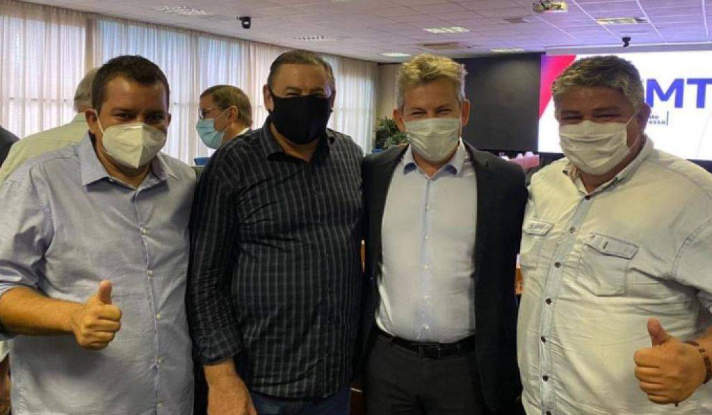 Meraldo Sá e Diego Taques participam de encontro de eleitos com Mauro Mendes   