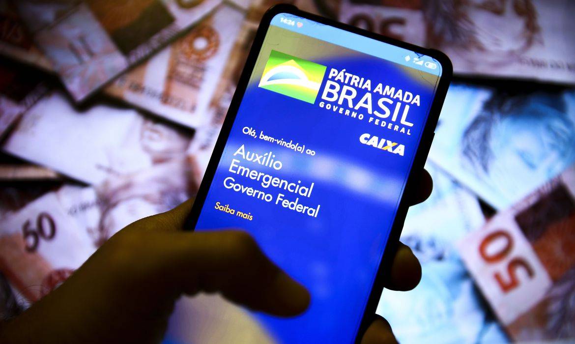 Caixa paga nesta segunda-feira auxílio emergencial para 3,4 milhões de beneficiários nascidos em março