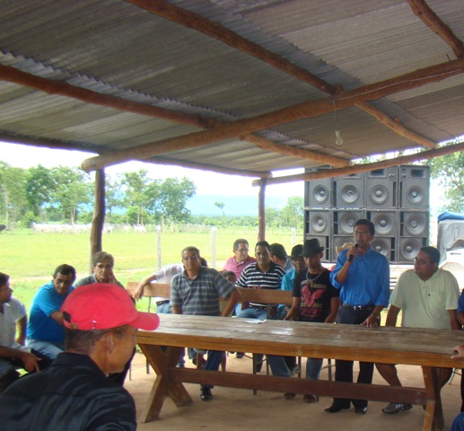 MORADORES DE TAQUARAL FESTEJAM ANIVERSÁRIO 