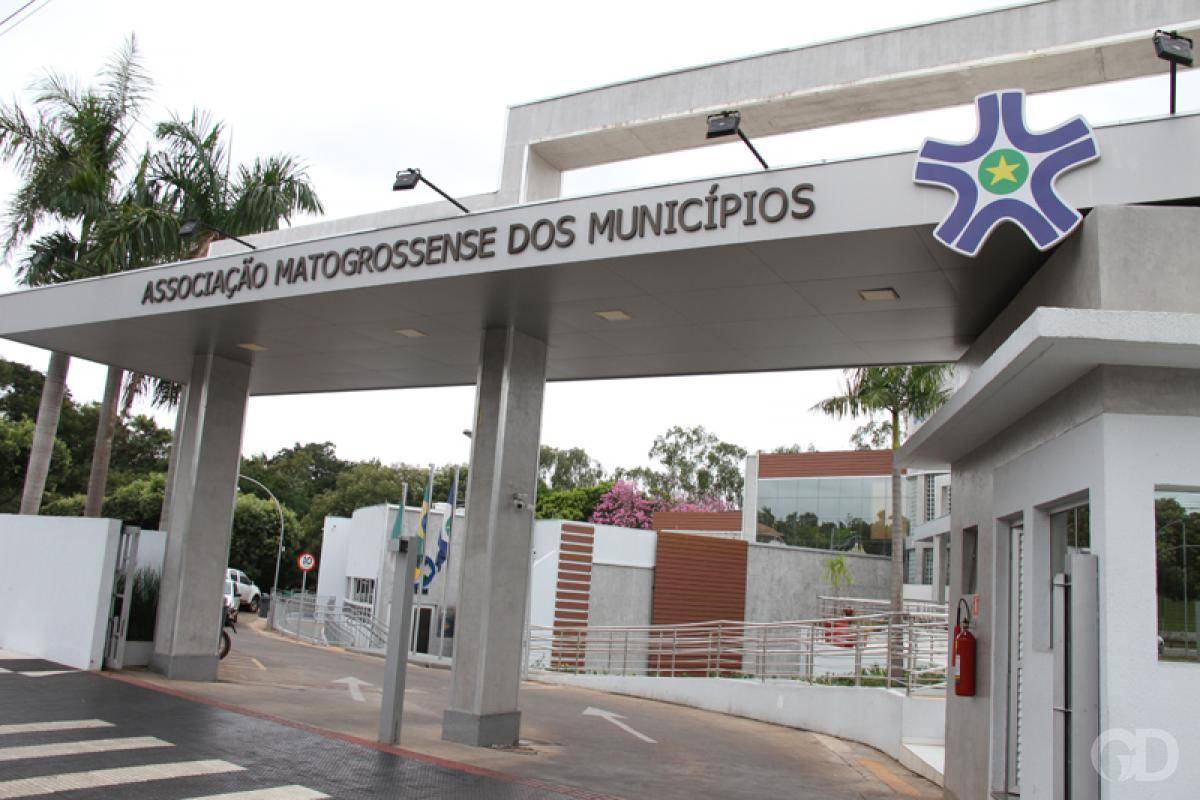 AMM orienta prefeitos na realização de festas de fim de ano