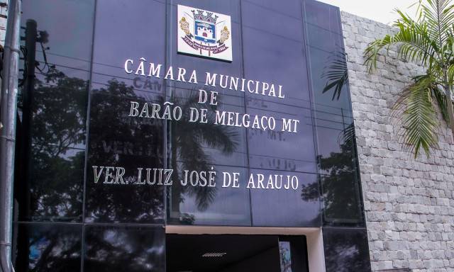 Novos vereadores receberão VI com aumento em 2021