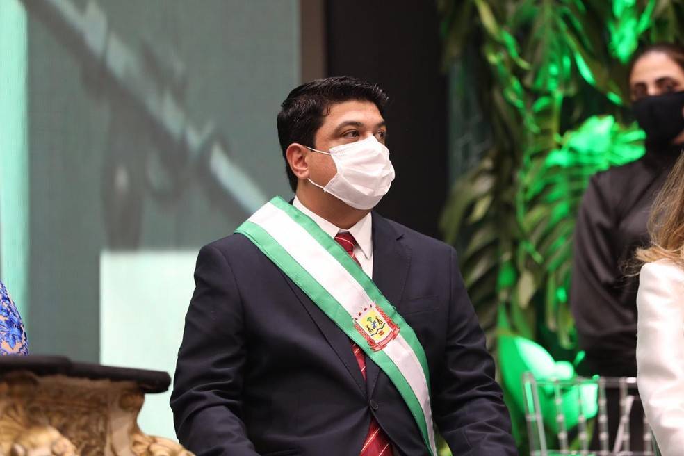 Kalil Baracat dá posse a 17 dos 20 secretários municipais