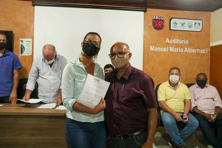 Secretaria de Educação empossa diretores das escolas municipais; conheça os novos diretores