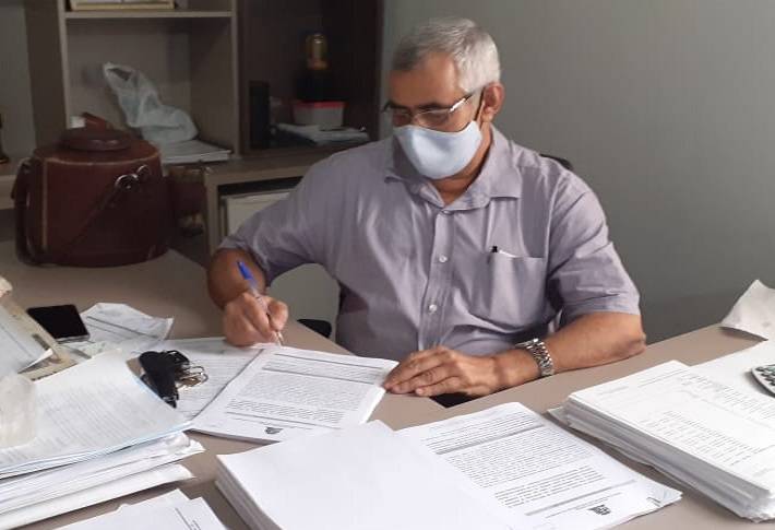 Avanço da Covid-19 leva prefeito decretar Toque de Recolher