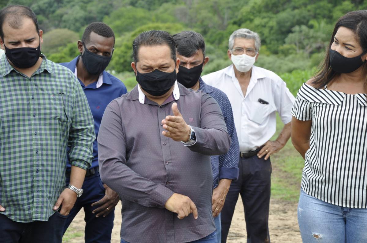 Autoridades de Santo Antônio e Barão de Melgaço buscam apoio para salvar a  Baía de Chacororé; Veja Vídeo