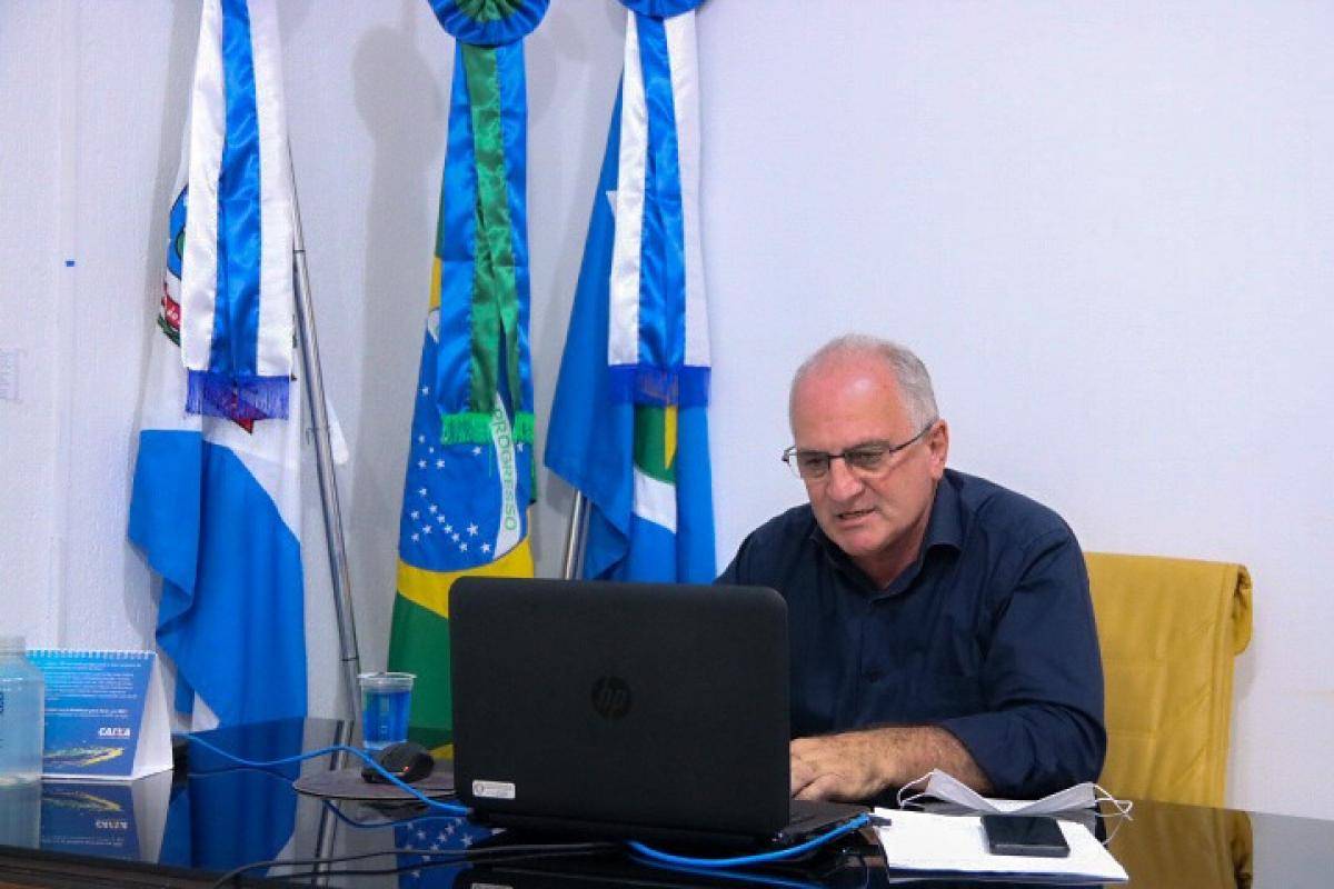 Em meio à crise, prefeito de Chapada quer organizar finanças