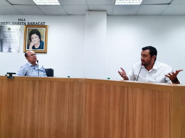 Deputados divergem sobre responsabilidade de usinas na seca do Pantanal