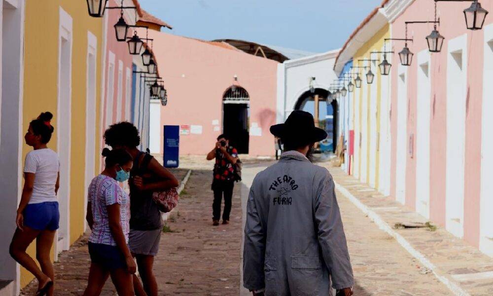 Theatro Fúria realiza laboratório em Poconé, Chapada, Cáceres e Cuiabá