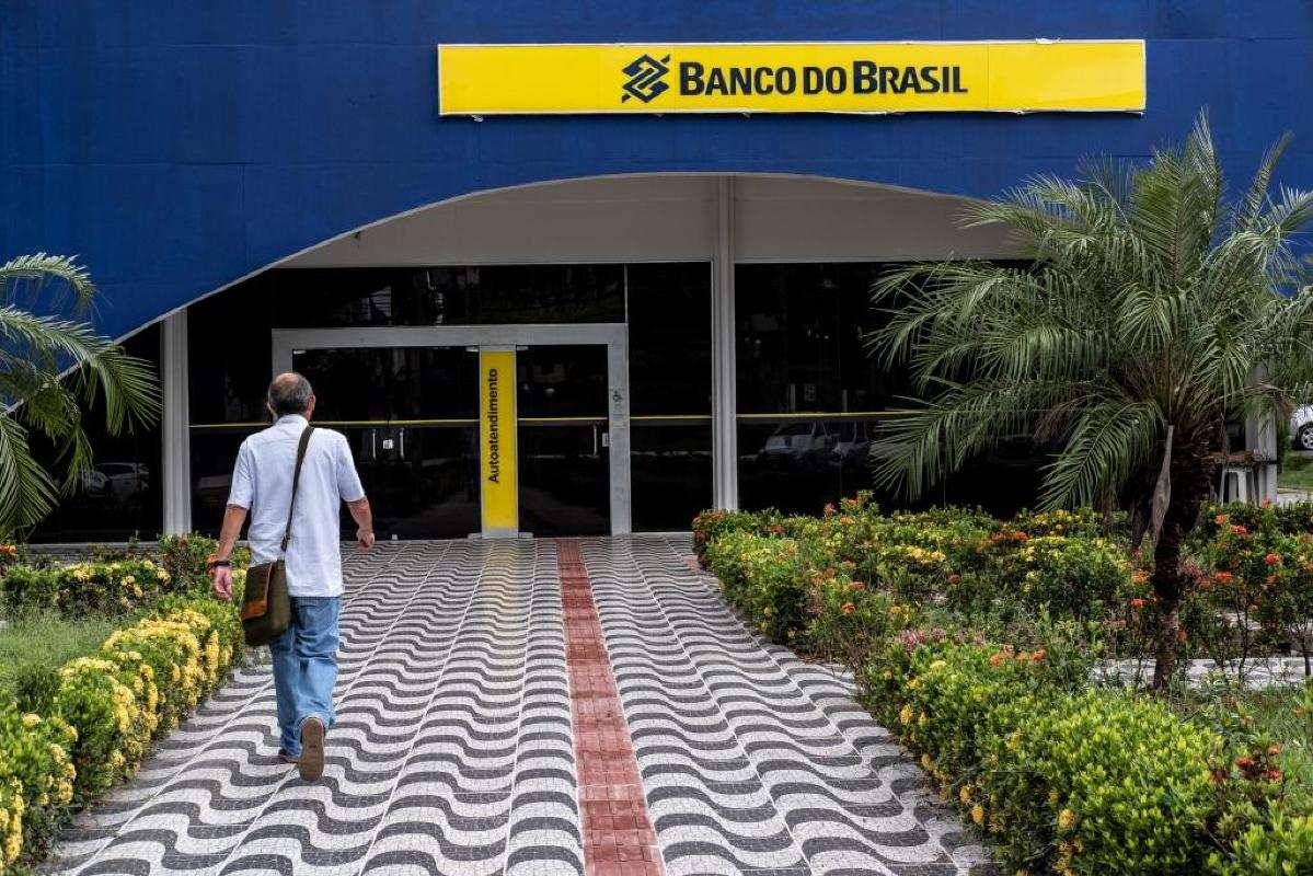Governo paga servidores estaduais nesta sexta-feira (26)