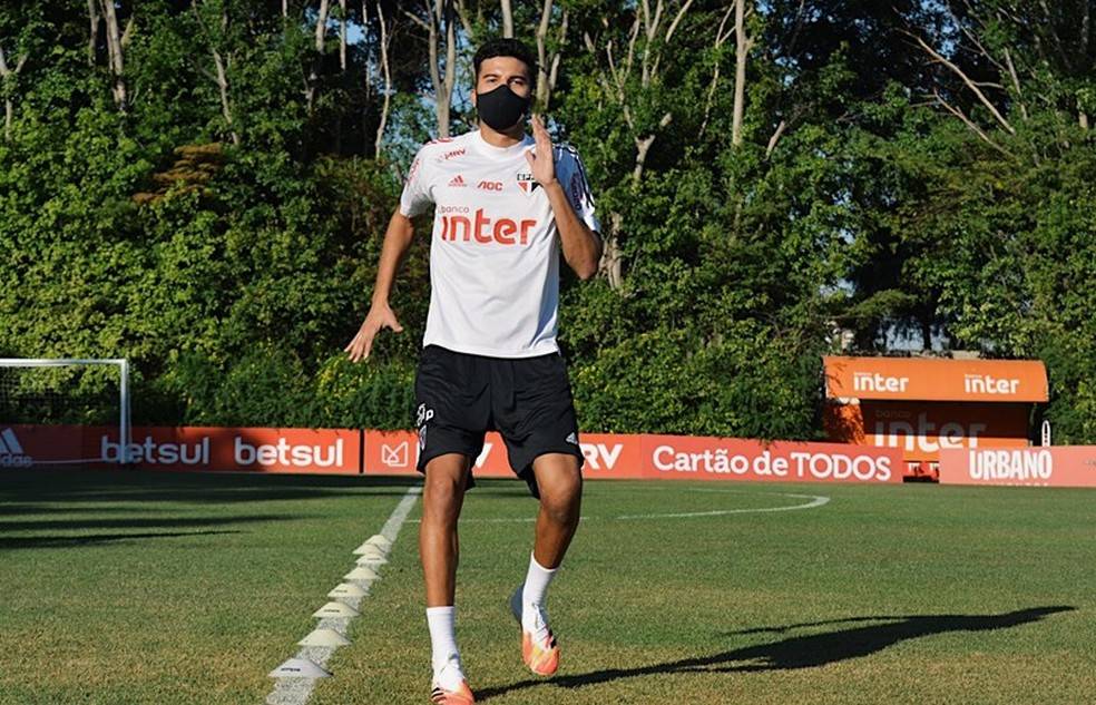 Após mais de um ano afastado por lesão, o santo-antoniense Walce Junior volta a treinar com bola no São Paulo