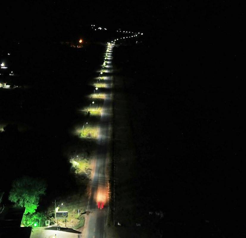 Prefeita e vereadores vistoriam serviços da primeira etapa da nova iluminação pública de Mimoso