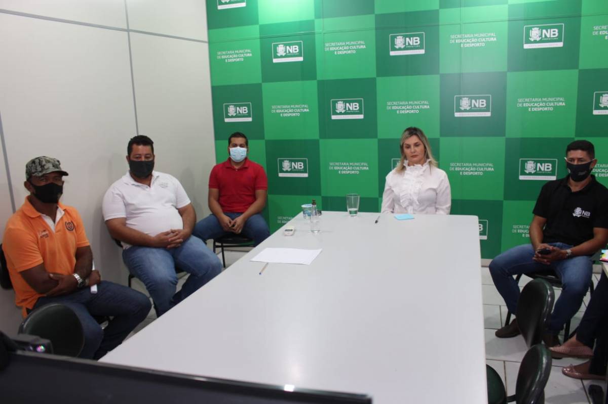 Prefeita Marilza participa de reunião de apresentação de projeto de regularização fundiária do município