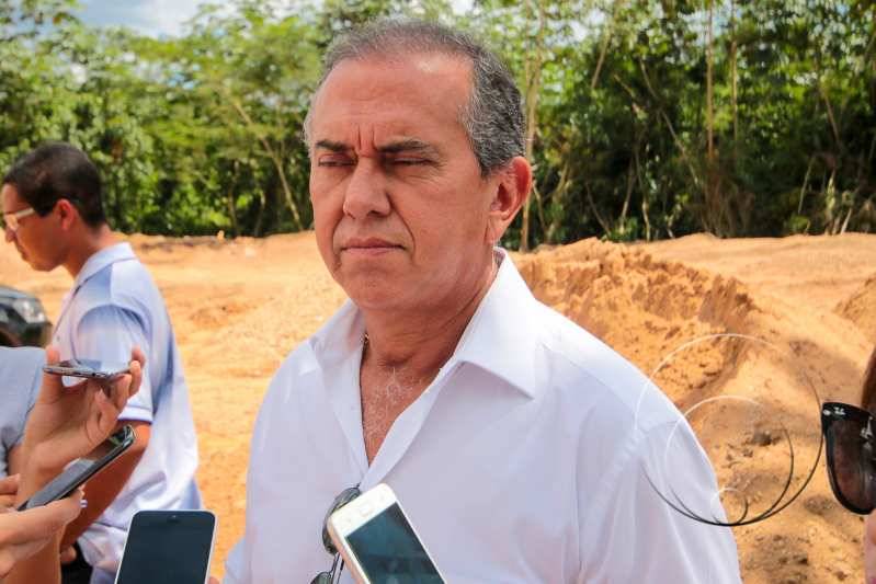 Antenor Figueiredo é indiciado por suposto esquema de desvio de dinheiro na compra de semáforos inteligentes
