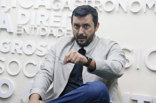 PDT racha entre oposicionistas e ala pró-Mauro; deputado busca consenso interno