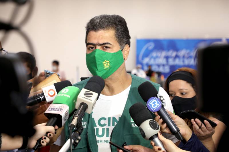 Prefeito assina contrato de concessão de imóvel com a MTmamma