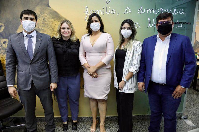 Prefeita cumpre agenda intensa em Brasília em busca de recursos e em defesa dos limites territoriais de Leverger