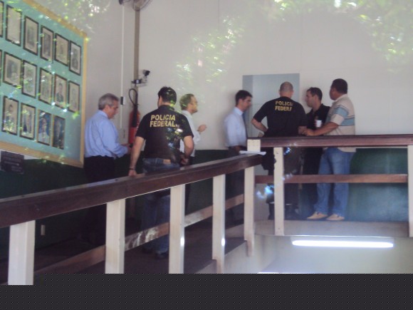 DESEMBARGADOR FEDERAL MANDA SOLTAR IRMÃOS PADILHA