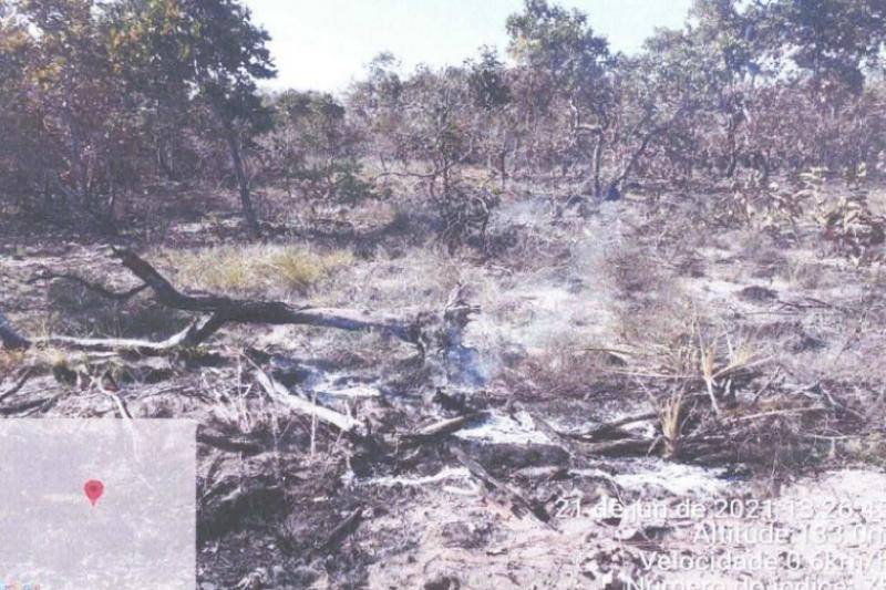 Fazendeiro é multado em R$ 10,4 milhões por queimada em Santo Antônio de Leverger 