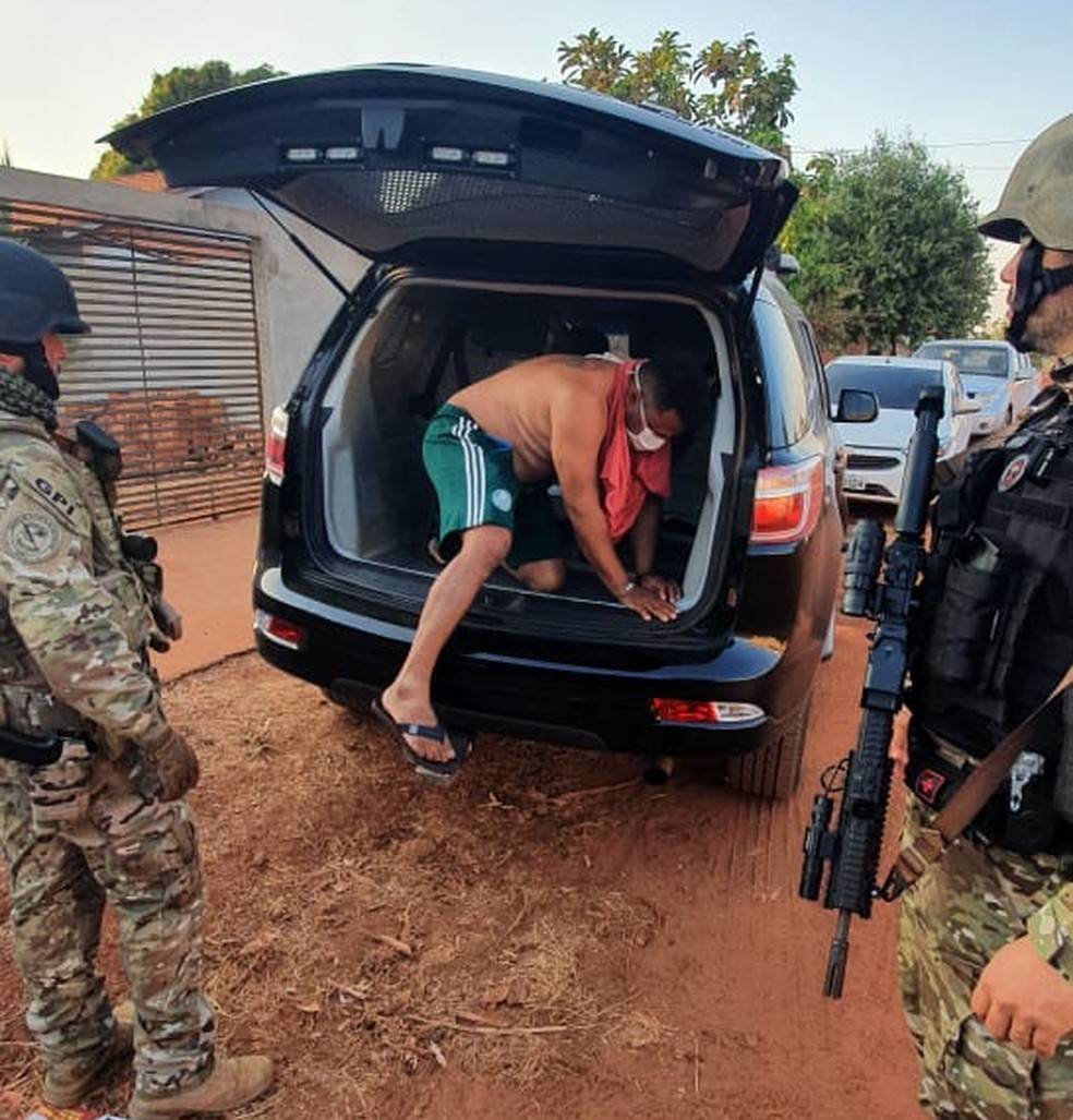 Policial penal é preso pela Polícia Federal em MT em operação contra o tráfico internacional de drogas