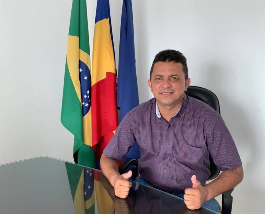 ACORIZAL - Vereador vai do céu ao inferno, após sofrer duas derrotas seguidas para grupo de Meraldo Sá
