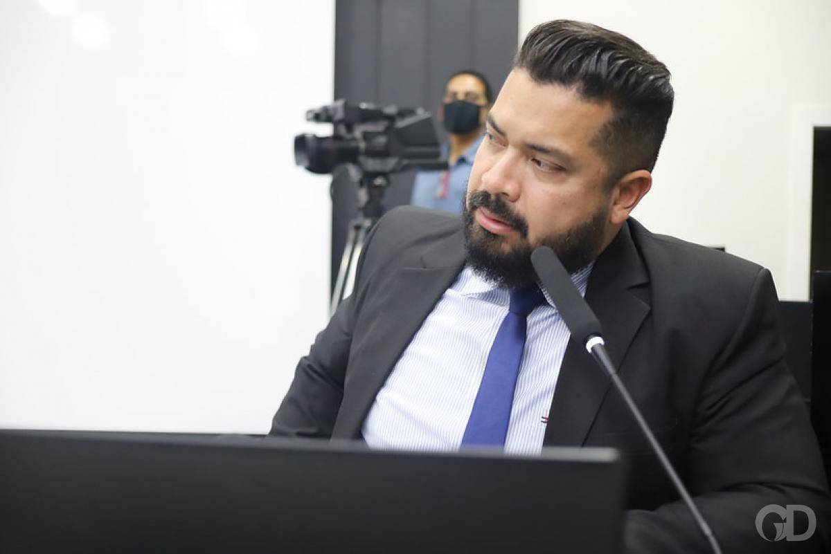 PV insiste em espaço na gestão Emanuel, mas enfrenta resistência do prefeito