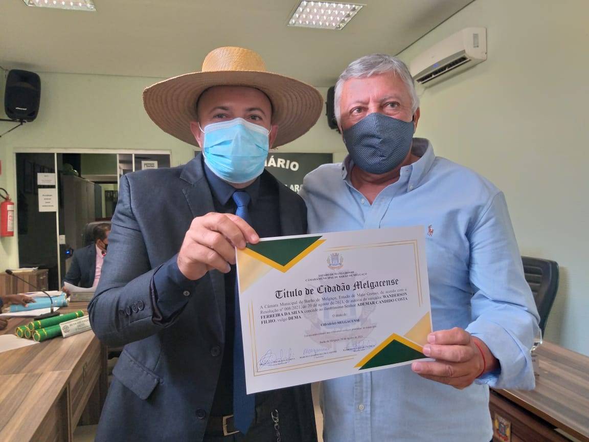 Vereadores  homenageiam cidadãos que prestaram serviços relevantes ao município de Barão de Melgaço 