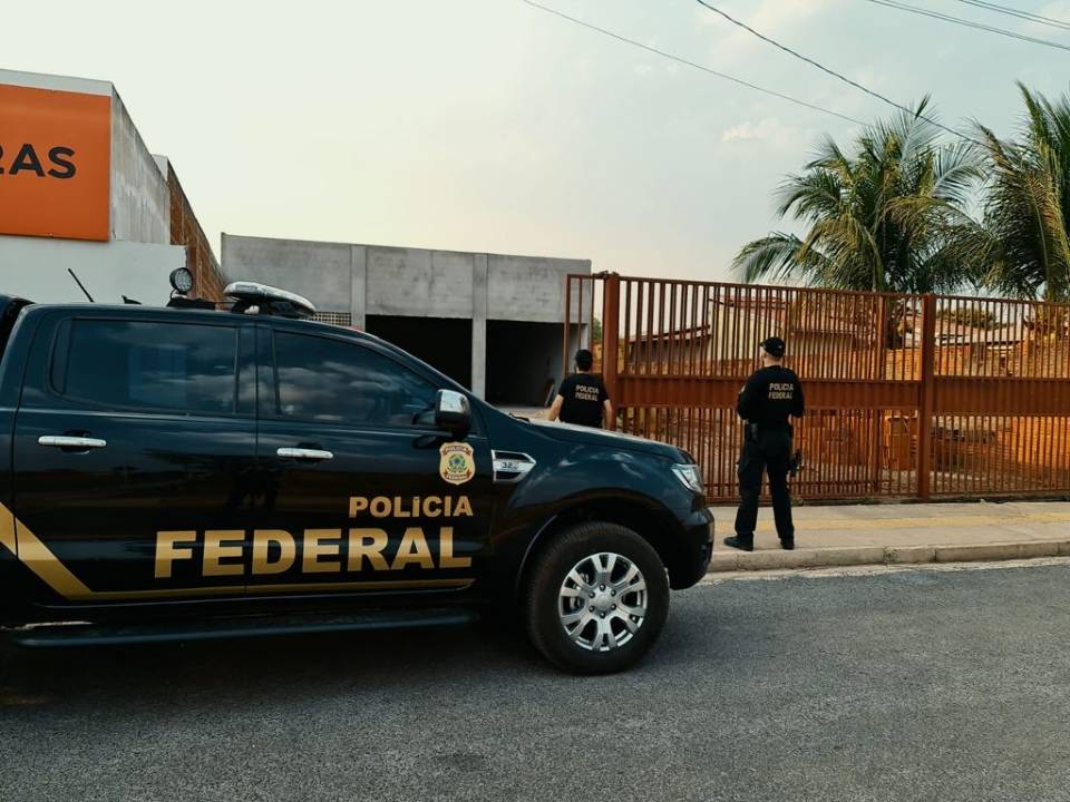 Fraude em licitação de prefeitura valorizou 359 lotes de ex-secretária; servidores e empresários envolvidos