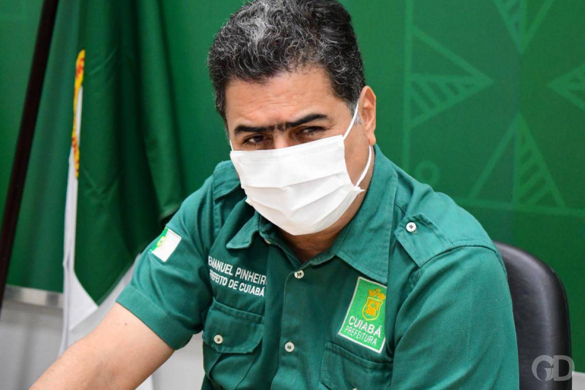 MPE apresenta denúncia e julgamento de Emanuel é adiado