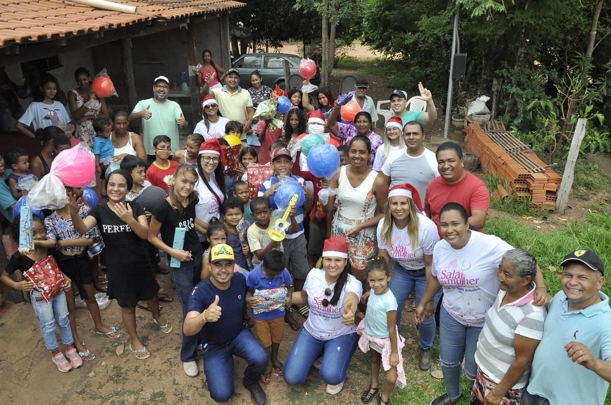 Sala da Mulher santo-antoniense realiza entrega de presentes em comunidades do município; Veja Fotos e Vídeo
