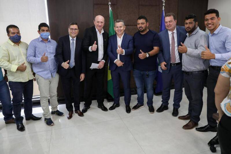 Governador assina convênio de R$ 2,3 milhões para recuperar as ruas de Jangada