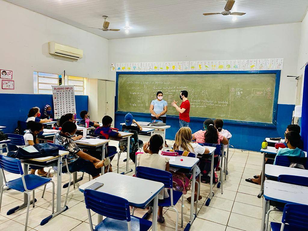 Vereadora pede criação de Programa de Apoio à Cultura e a implantação de Biblioteca Municipal em Santo Antônio