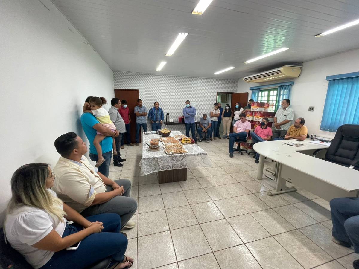 Câmara encerra ano legislativo com café da manhã de confraternização para servidores; Veja Fotos