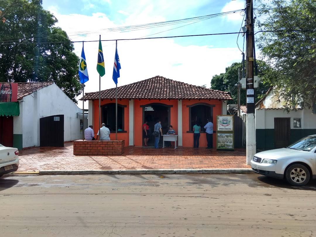 Juiz suspende sessão que aumentaria tributos às vésperas do ano novo