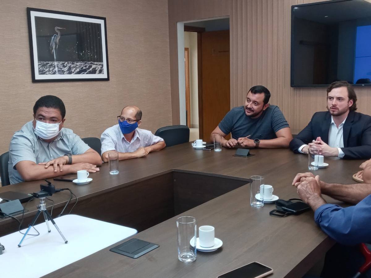  Rominho e Allan Kardec cobram transporte escolar e Seduc fará reunião com pais em Mimoso