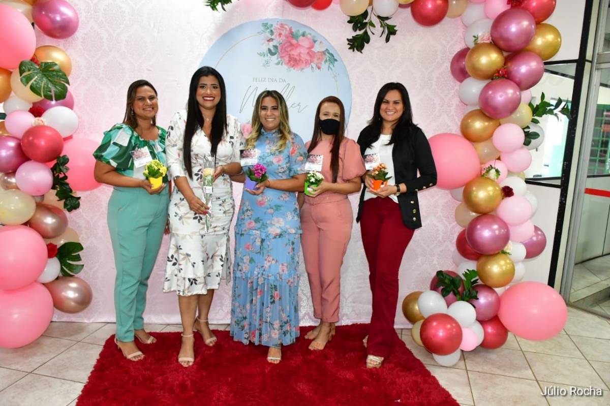 Câmara e Sala da Mulher homenageiam mulheres santo-antonienses - Veja Fotos