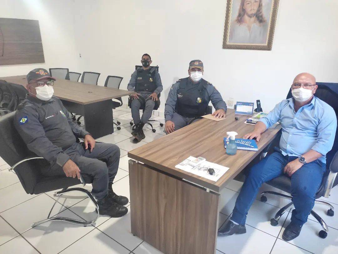 Novo comandante da PM de Poconé e Livramento se apresenta ao presidente da Câmara Municipal