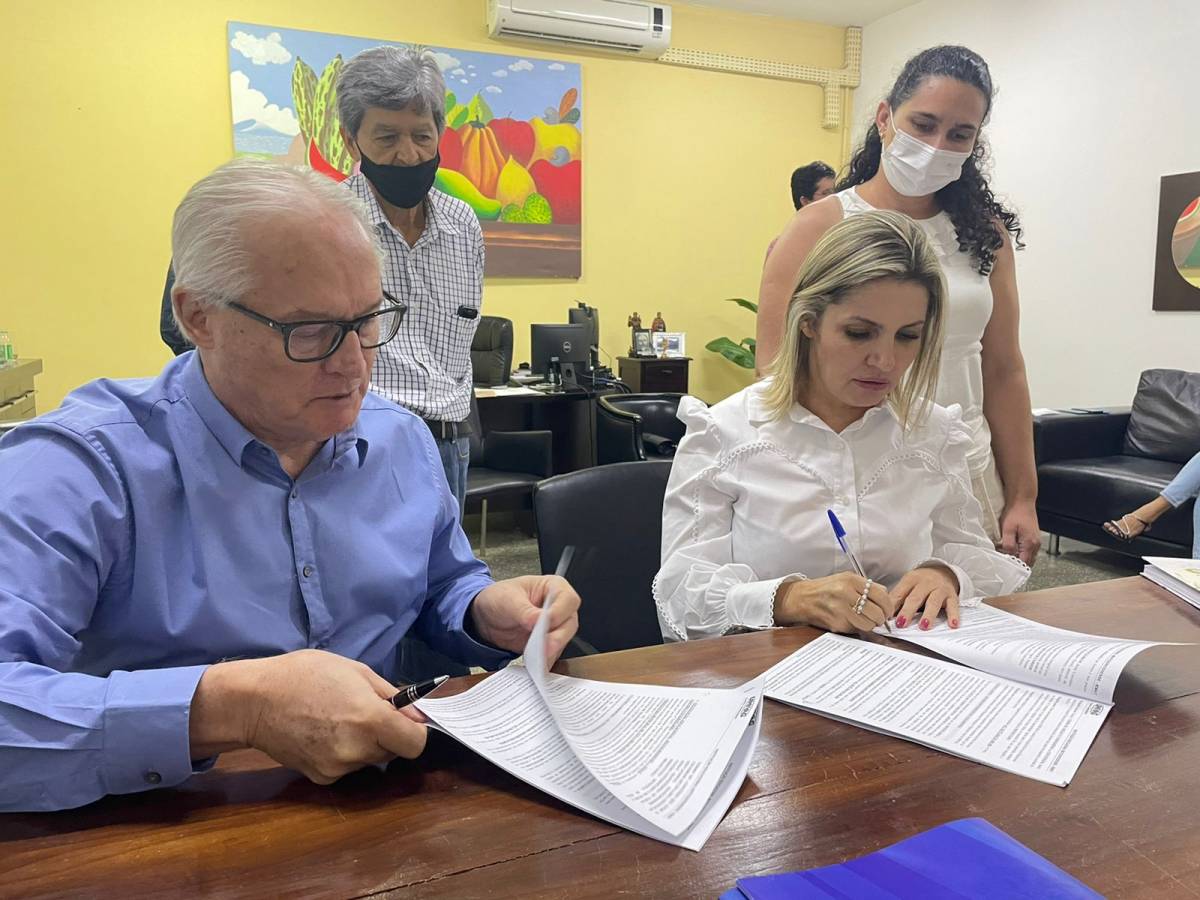 Prefeita Marilza firma parceria com universidade e garante cursos de graduação para população de Nova Brasilândia