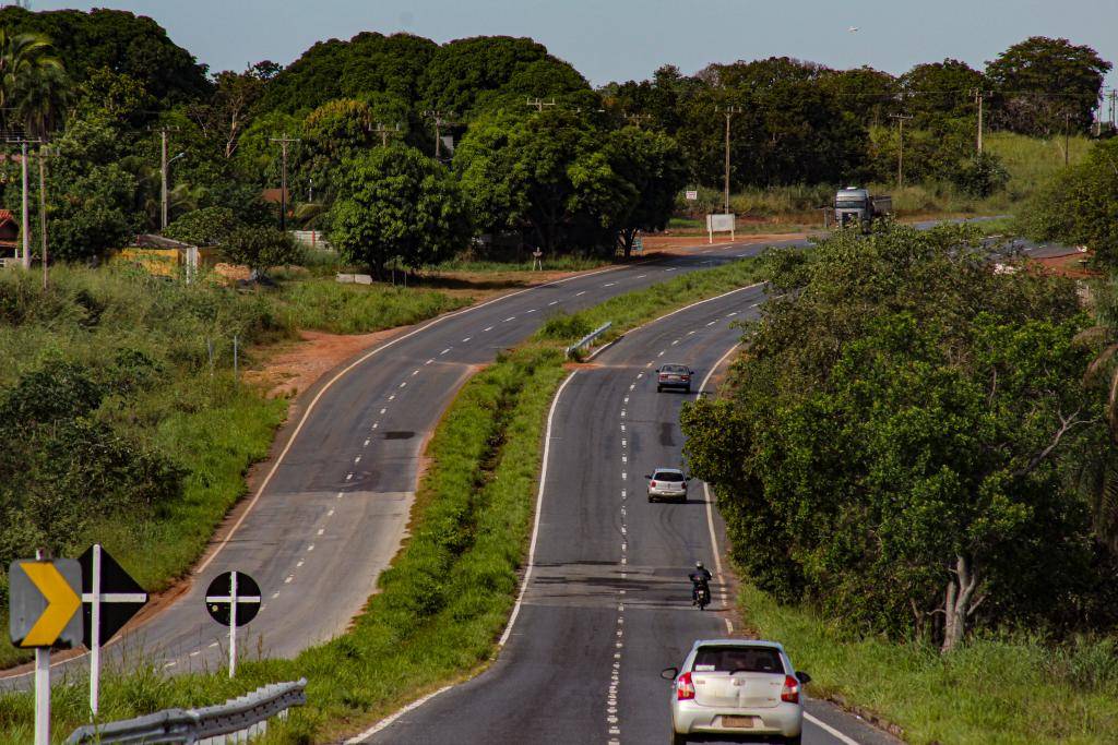 Governo lança licitações para duplicar avenida e iluminar MT-040