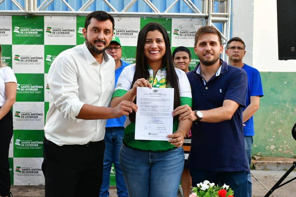 Francieli assina Ordem de Serviço para reforma e revitalização de ginásio poliesportivo da cidade 
