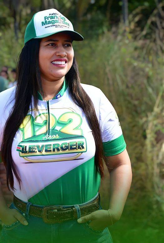 Justiça manda Facebook bloquear perfil que difama prefeita de Santo Antônio de Leverger 