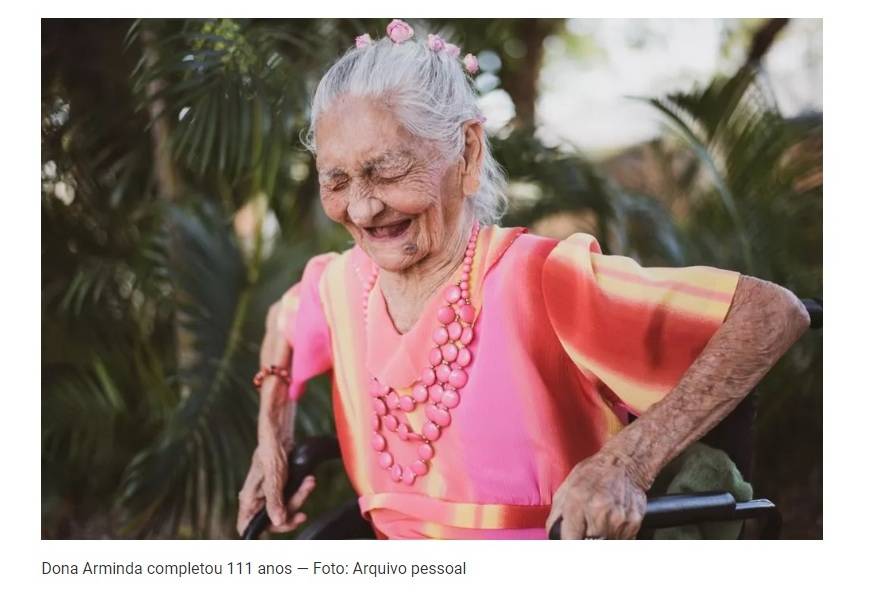 Mulher nascida em Barão de Melgaço recebe festa de aniversário em Abrigo para idosos de Cuiabá