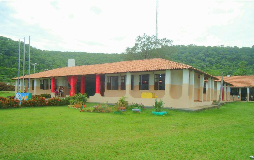 Após aluno ser espancado, Seduc reúne equipe psicossocial em escola em distrito de Mimoso