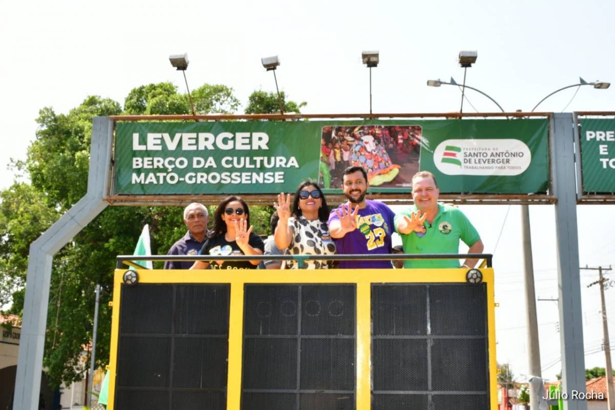 Francieli e Rominho lideram carreata histórica em Leverger 
