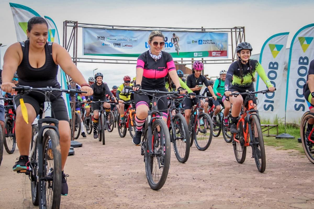 Com ciclistas de todo Estado, Prefeitura de Nova Brasilândia realiza 1º edição do Ciclo Turismo Social