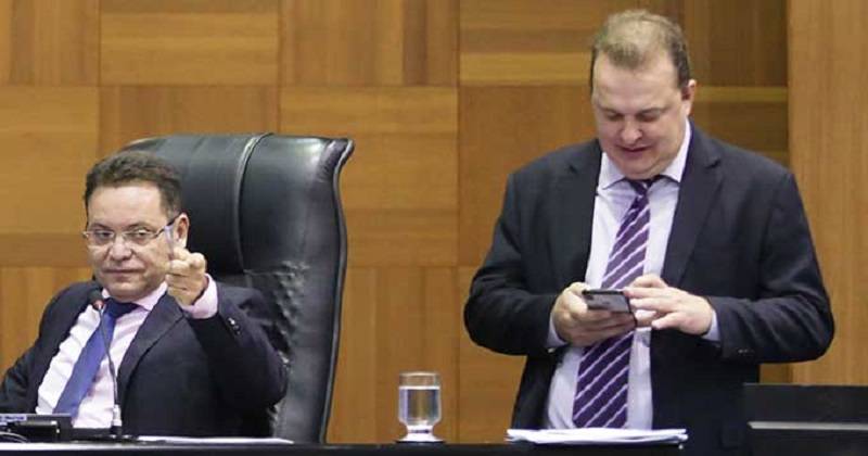 Max Russi rompe com Botelho e anuncia seu nome como candidato à presidência da AL