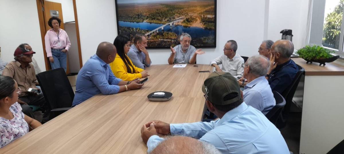 Sinfra deve cancelar contrato de asfaltamento da estrada de acesso à Agrovila das Palmeiras; Assista Video