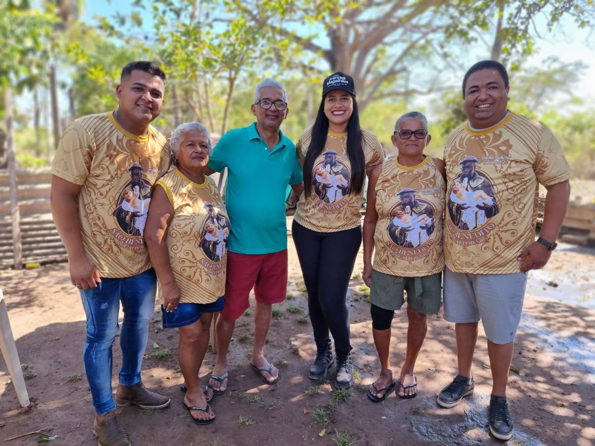 Prefeita Francieli e Presidente da Câmara prestigiam tradicional Festa de São Benedito em Mimoso; <FOTO>
