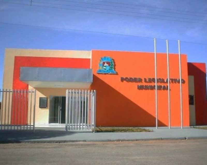 A complexa relação entre domicílio eleitoral e residência dos vereadores eleitos em Livramento